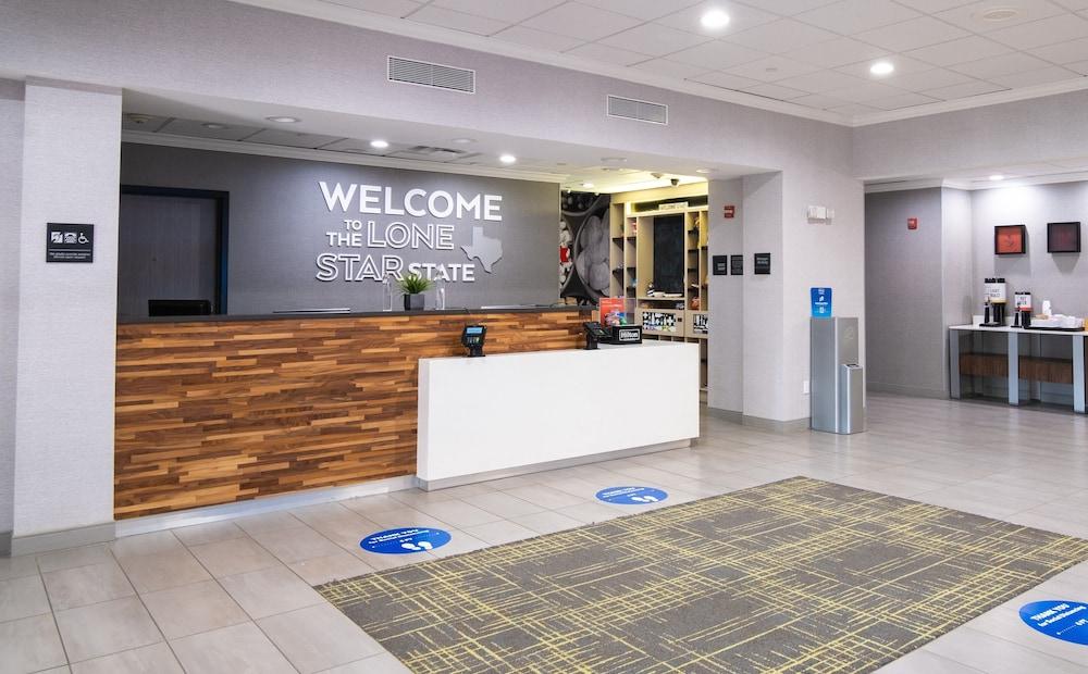 Hampton Inn And Suites Dallas/Lewisville-Vista Ridge Mall Eksteriør billede